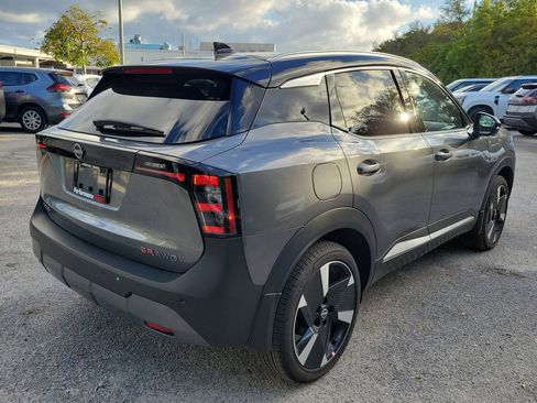 New 2025 Nissan Kicks SR image 7
