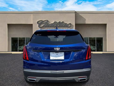 New 2026 Cadillac XT5 Premium Luxury w/ Driver Assist Package FWD image 3