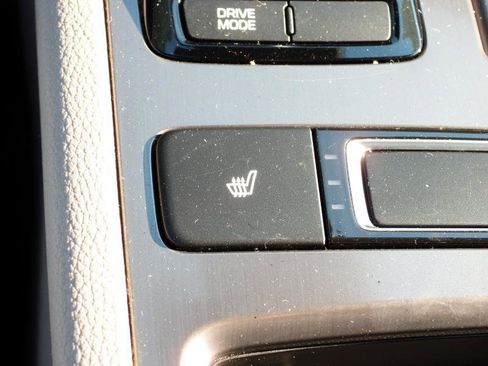 Used 2015 Hyundai Genesis 3.8 image 54