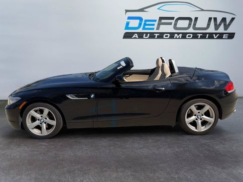 Used 2015 BMW Z4 sDrive28i RWD image 10