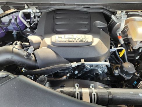 New 2026 RAM 2500 Laramie AWD/4WD image 24