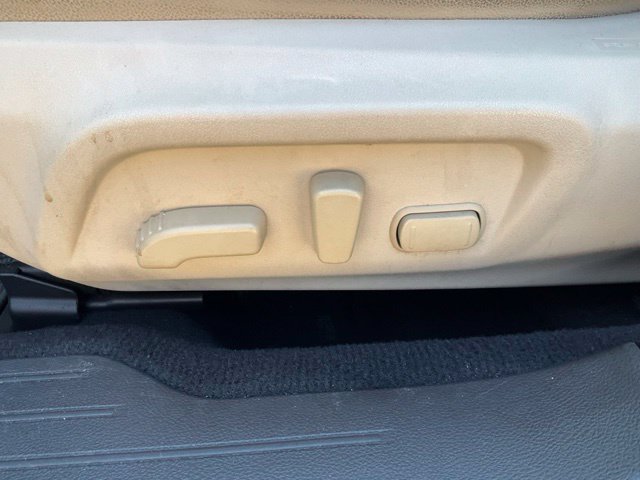 Used 2018 Subaru Outback 2.5i Limited AWD/4WD image 6