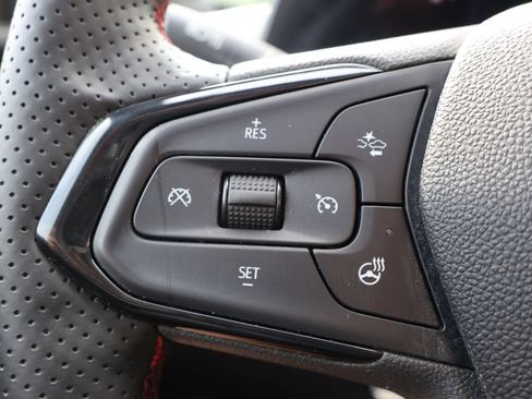 Certified 2026 Chevrolet Trax RS w/ Sunroof Package FWD image 15