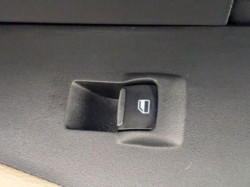 Used 2024 Ford Expedition Limited image 39