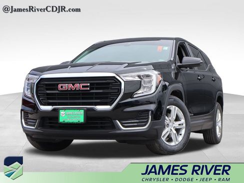 Used 2022 GMC Terrain SLE FWD image 1
