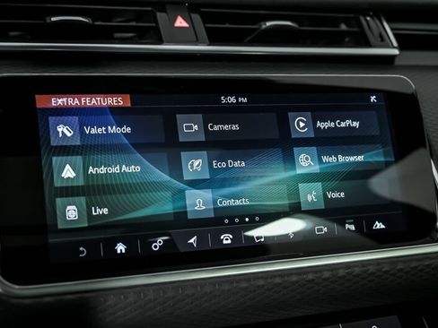 Used 2020 Land Rover Range Rover Velar R-Dynamic S AWD/4WD image 31
