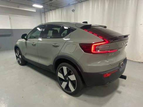 Used 2023 Volvo C40 P8 Recharge Plus w/ Climate Package AWD/4WD image 2