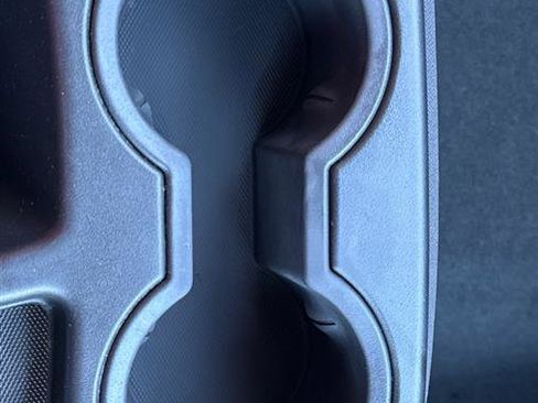 Used 2024 Chevrolet Silverado 2500 LT image 48