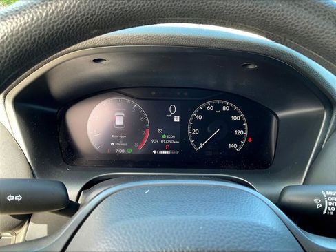 Used 2024 Honda HR-V LX image 21