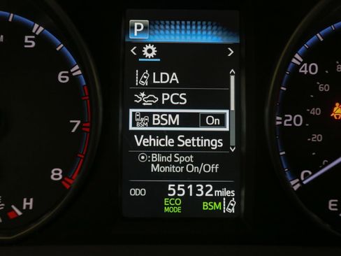 Used 2017 Toyota RAV4 XLE image 38