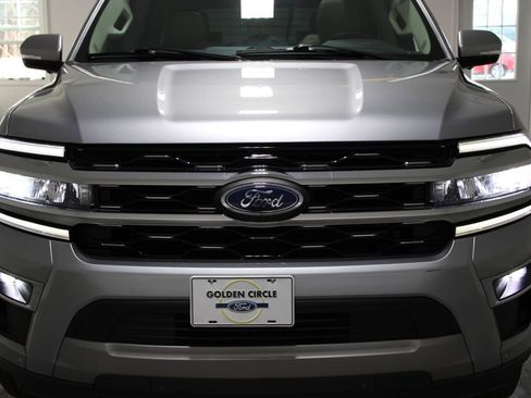 Used 2024 Ford Expedition Limited image 68