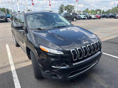 Used 2017 Jeep Cherokee Limited AWD/4WD image 1