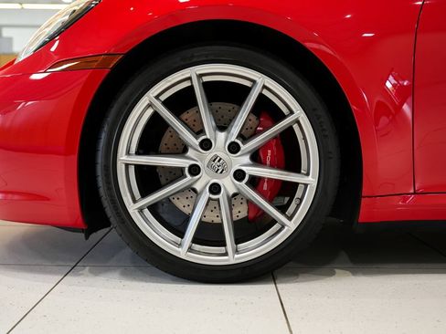 Used 2020 Porsche 911 Carrera S RWD image 4