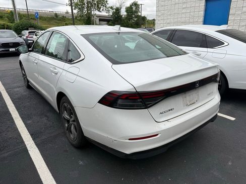 Certified 2023 Honda Accord EX image 4