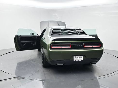 Used 2020 Dodge Challenger R/T Scat Pack w/ T/A Package RWD image 26