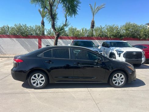 Used 2024 Toyota Corolla LE FWD image 3