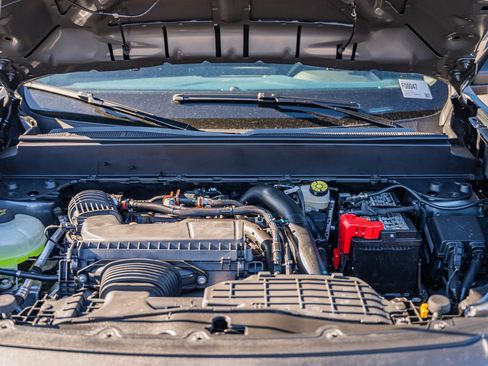 New 2025 Ford Maverick XL w/ 4K Tow Package image 16