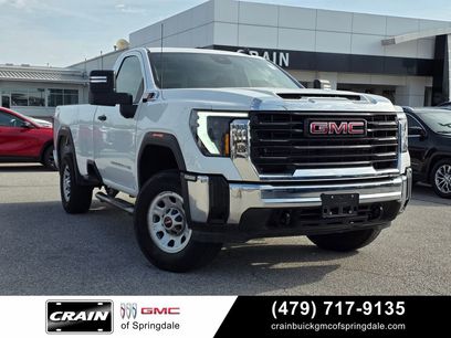Used 2025 GMC Sierra 2500 Pro w/ Convenience Package