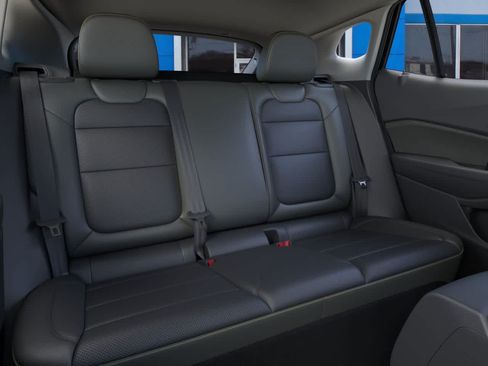 New 2026 Chevrolet Trax ACTIV w/ Driver Confidence Package FWD image 17