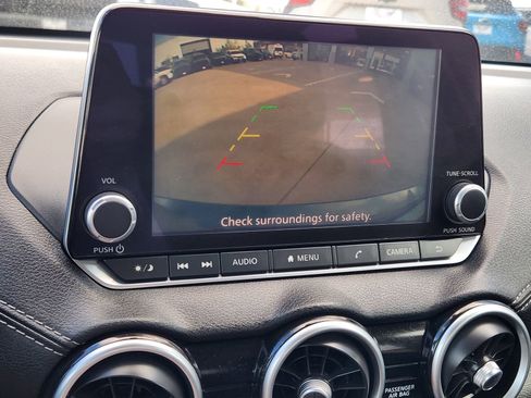 Used 2021 Nissan Sentra SV image 18