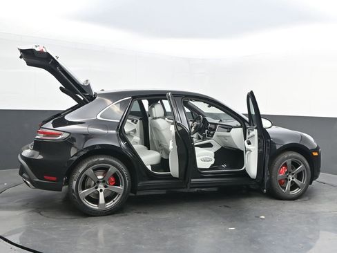 New 2025 Porsche Macan S image 44