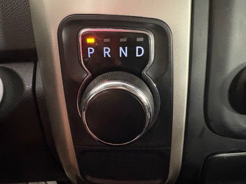 Used 2019 RAM 1500 Classic SLT RWD image 29