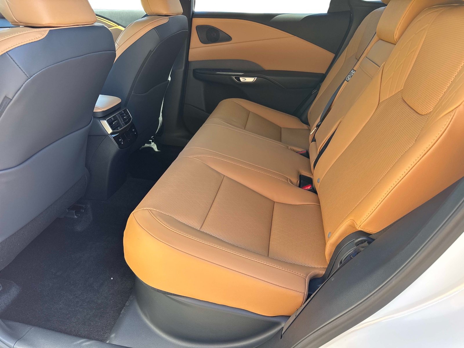New 2026 Lexus RX 350 Premium Plus w/ Accessory Package (2T) FWD image 15