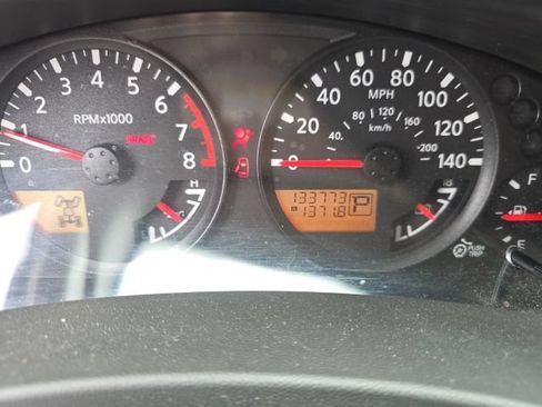 Used 2015 Nissan Frontier SV w/ SV Value Truck Package AWD/4WD image 15