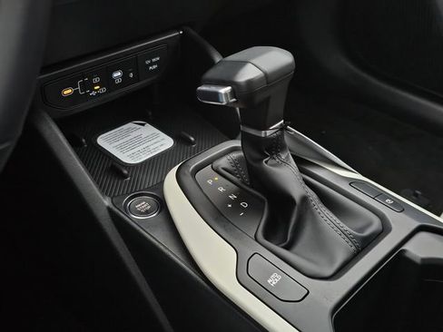 New 2025 Kia K4 GT-Line Turbo image 25