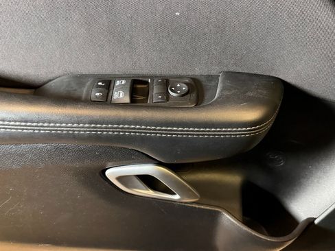 Used 2022 Dodge Challenger SXT w/ Blacktop Package image 18