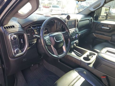 Used 2022 GMC Sierra 2500 Denali w/ Denali Ultimate Package image 8