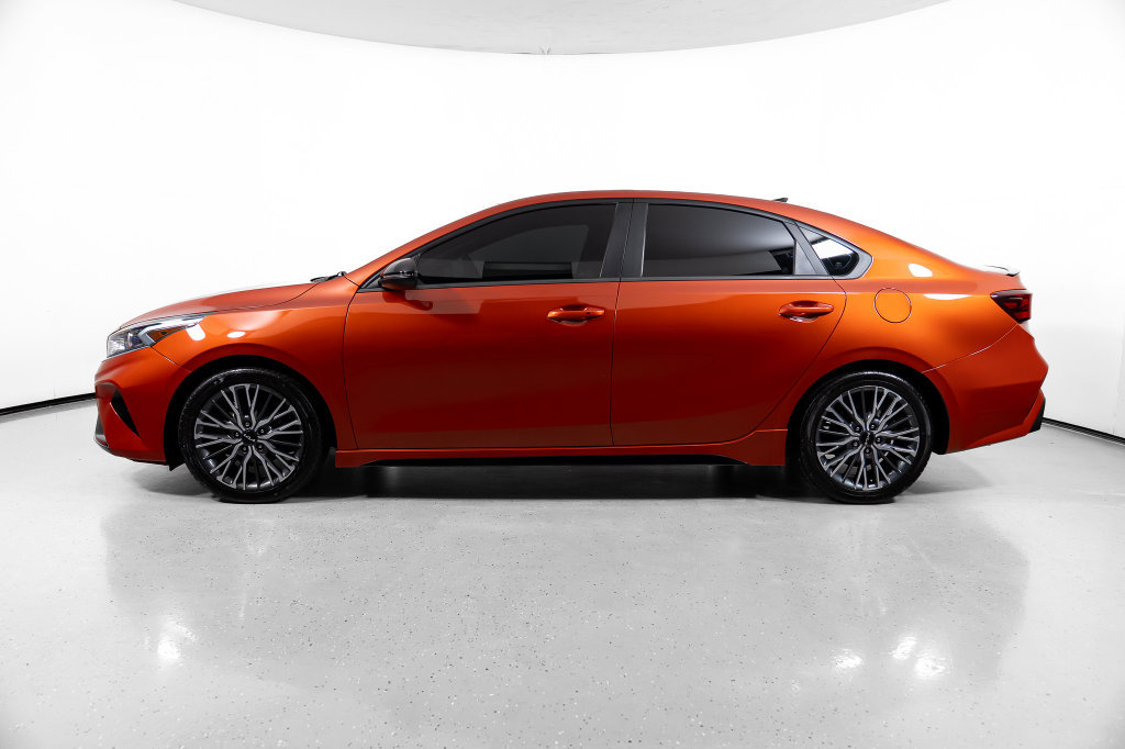 Used 2023 Kia Forte GT-Line w/ GT-Line Premium Package FWD image 11
