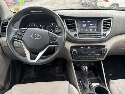 Used 2018 Hyundai Tucson Value w/ Cargo Package image 13