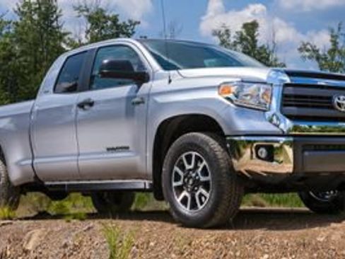 Used 2014 Toyota Tundra SR5 w/ TRD Off Road Package AWD/4WD image 1