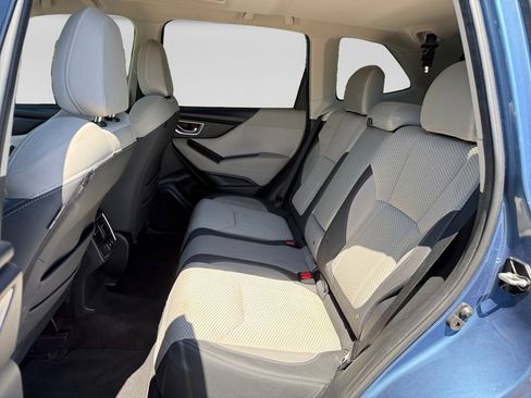 Used 2022 Subaru Forester Premium AWD/4WD image 16