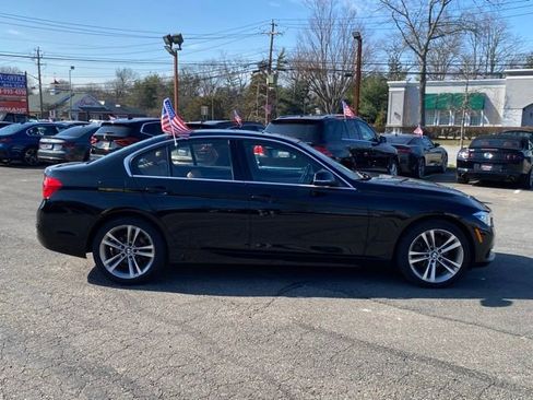 Used 2018 BMW 330i xDrive Sedan w/ Convenience Package image 4