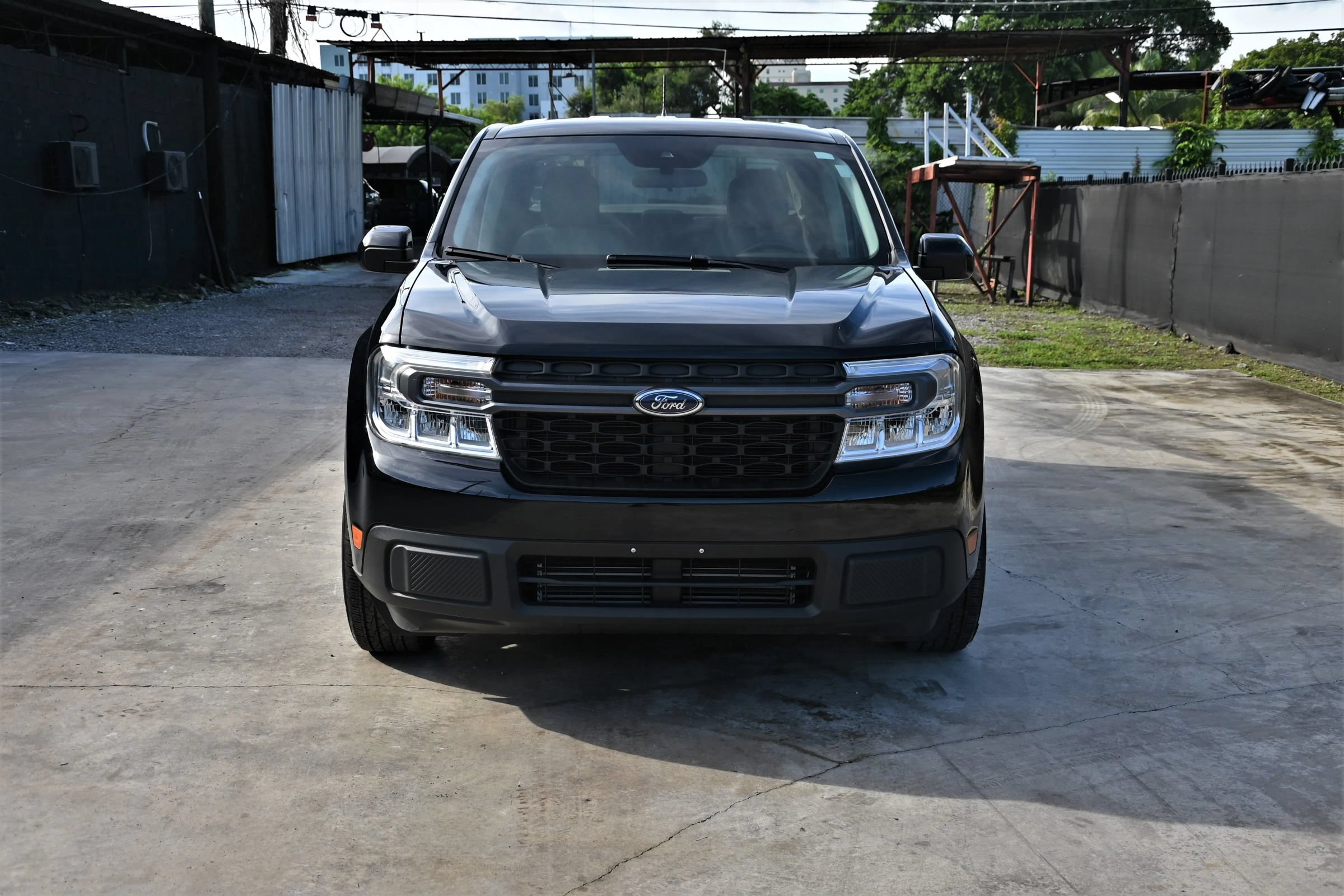 Used 2024 Ford Maverick XLT w/ XLT Luxury Package FWD image 2