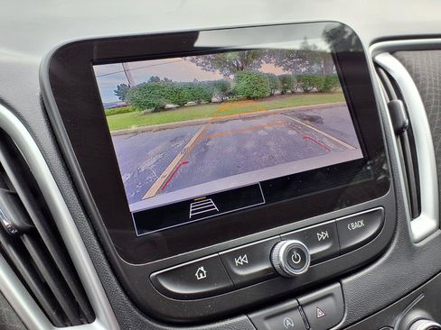 Used 2024 Chevrolet Malibu LT FWD image 6