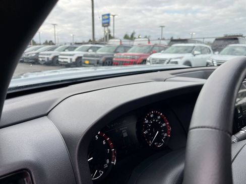 Used 2026 Nissan Frontier PRO-4X AWD/4WD image 34