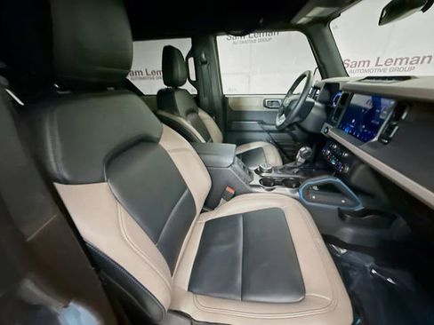 Used 2024 Ford Bronco Wildtrak image 27