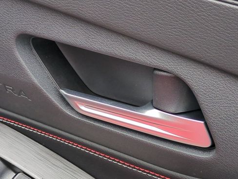 New 2026 Nissan Sentra SR w/ Floor Mat Package FWD image 36