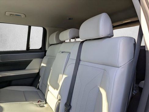 New 2026 Hyundai Santa Fe SEL image 16