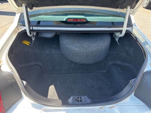 Used 2000 Lincoln Town Car Signature RWD image 16
