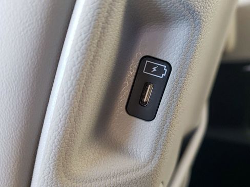 New 2026 Kia Sorento SX image 11