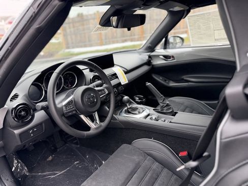 New 2025 MAZDA MX-5 Miata Club w/ Brembo/BBS Recaro Package image 11