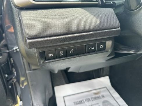 Used 2025 Toyota Camry LE FWD image 12