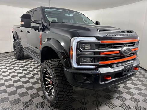 Used 2026 Ford F250 Lariat w/ Black Appearance Package AWD/4WD image 1