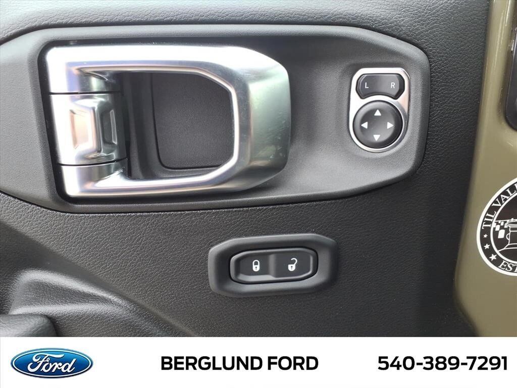 Used 2026 Jeep Wrangler Sport AWD/4WD image 18