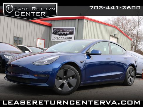 Used 2021 Tesla Model 3 Standard Range Plus image 1