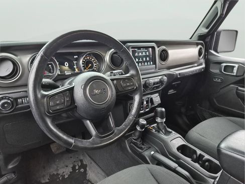 Used 2021 Jeep Wrangler Sport S image 9